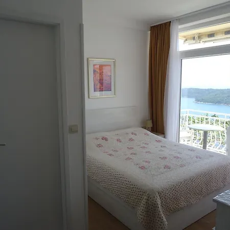 Πανσιόν Peric 3*
